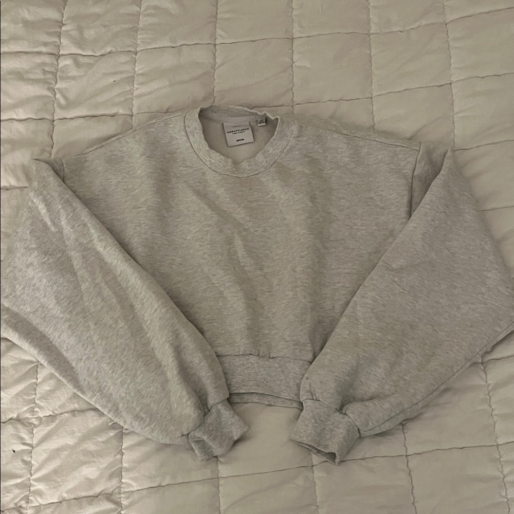 Gray Women's Cropped Sweatfleece Cozy Fleece Crewneck Sweatshirt Mega Fit